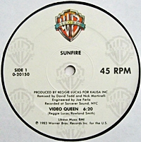 Video Queen / Never Too Late For You Lovin (Pic Cover)