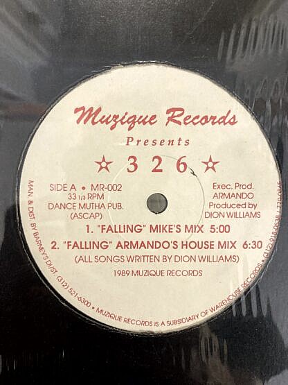 Presents 326 - Falling Mikes Mix|Falling Armandos House Mix|Under The Cherry Tree|Just Like Heaven Mikes Club Mix|Falling Armandos Dub Mix