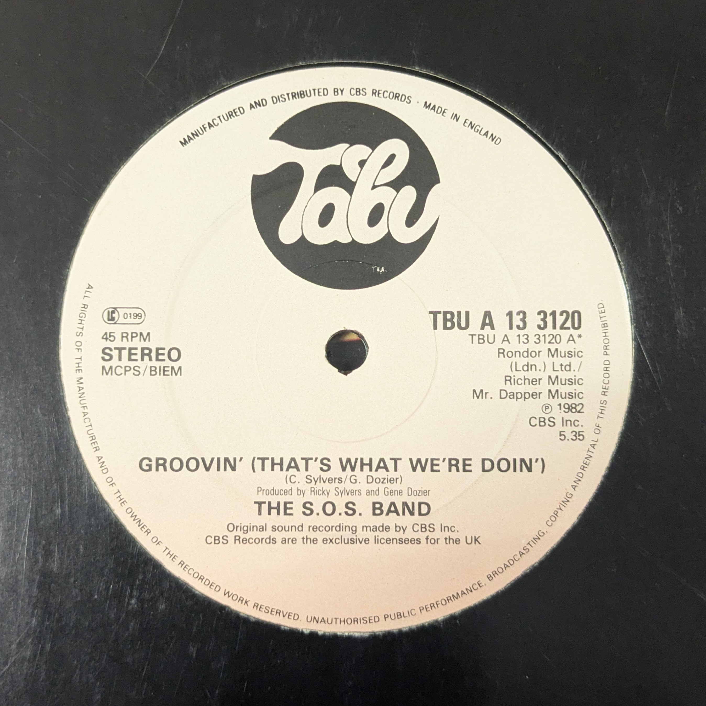 Groovin | Take Your TIme